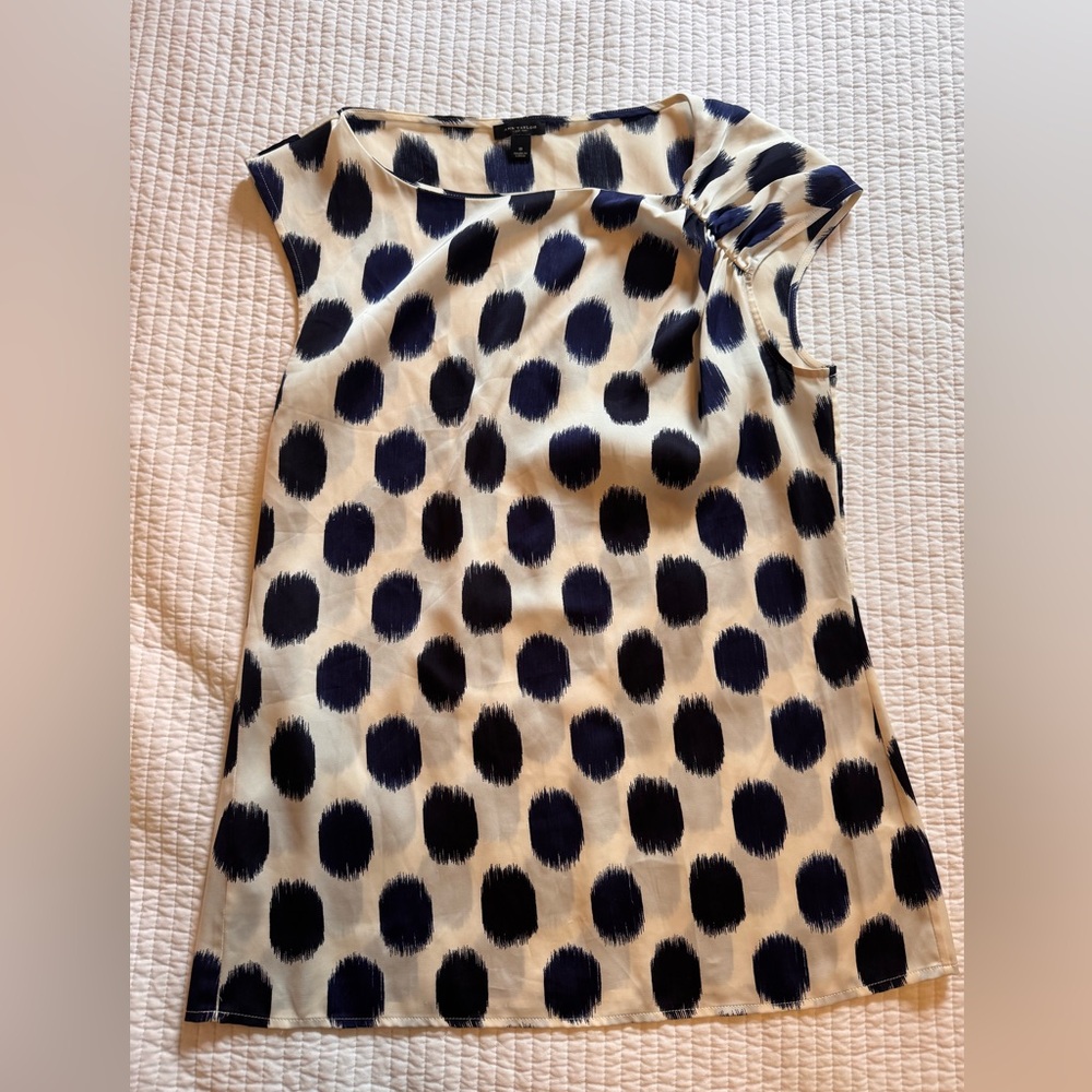 Ann Taylor shell